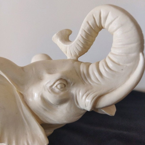 Elephant figurine like new made of alabaster