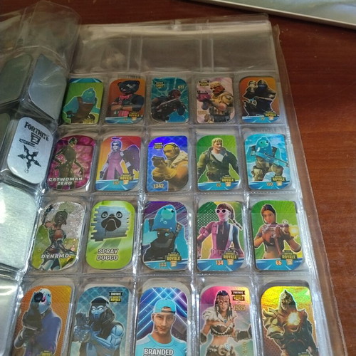 Fortnite holographic and magnetic tags collection used, 211 pieces