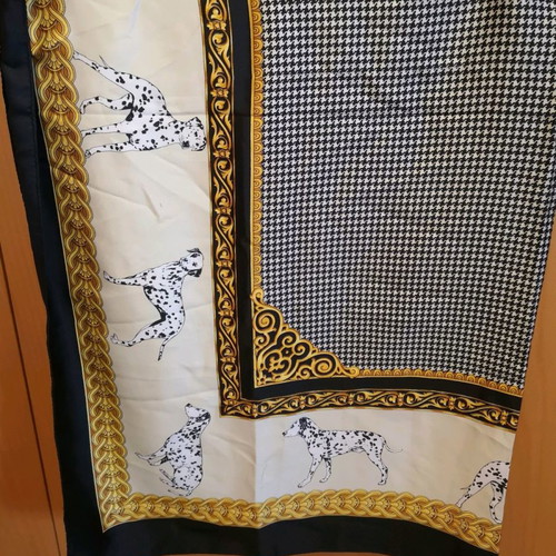 Scarf new with unique design in black and white