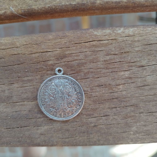 Vintage Austria pendant ARCHID·AVST·DUX·BURG·CO·TYR·1780·X Maria Theresia like new