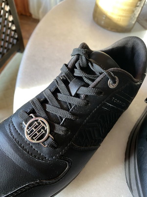 Tommy Hilfiger black platform sneakers