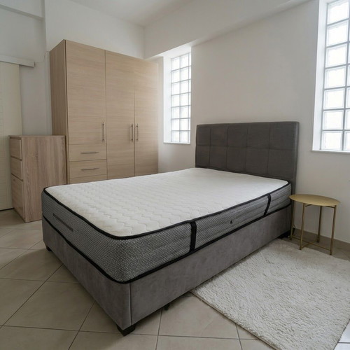 Semi-double bed with mattress