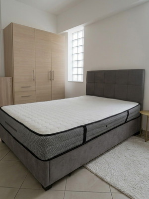 Semi-double bed with mattress