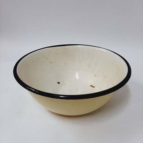 USSR enamel bowl used, yellow and white, French Country style, 20.5 cm