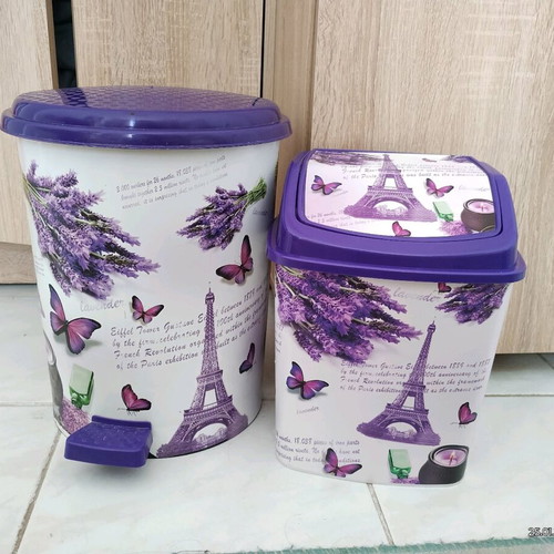 Souvenir de Paris trash bins like new, set of 2 pieces