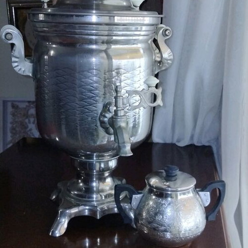 Soviet Tula Samovar 1975 like new with sugar bowl