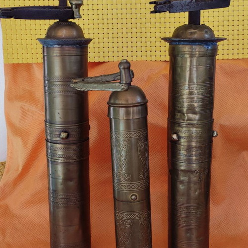 Bronze manual coffee grinders used, set of 3, collectible