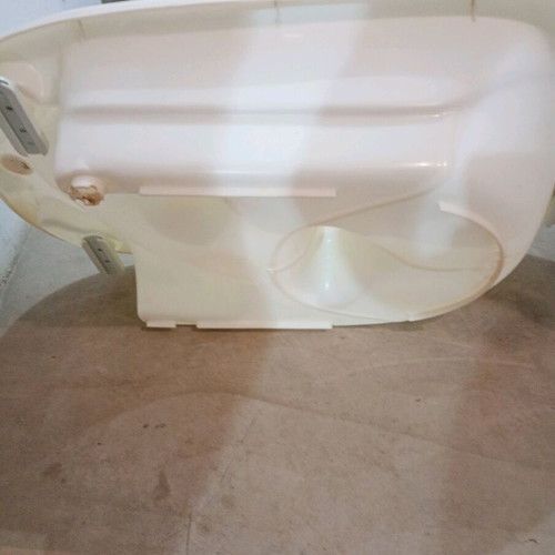 Baby bath tub like new OKBABY with 2 adjustable bases