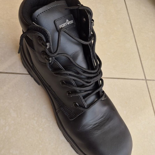 Portwest Foyle Safety Boot S3 HRO CI HI FD11 size 46 like new, black