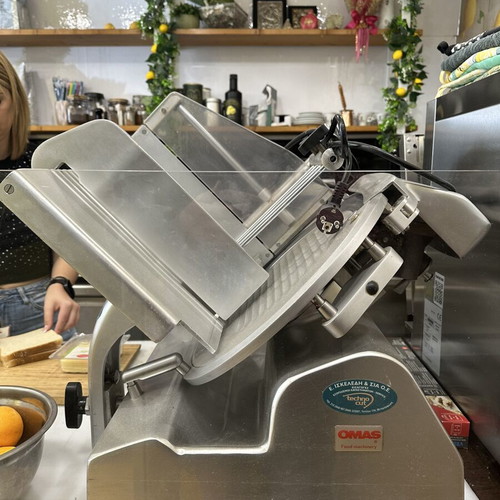 Omas C35E Meat Slicer like new, 35cm blade, professional use