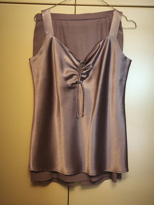 Skirt and blouse set like new, lilac color, size medium