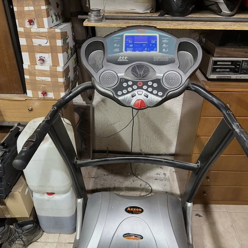 Axxon A800 Premium treadmill used with advanced features