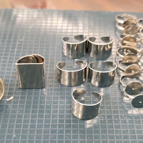 Ring bases like new