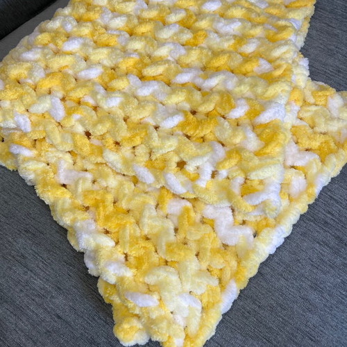 Handmade baby blanket from Alize Puffy yarn, new