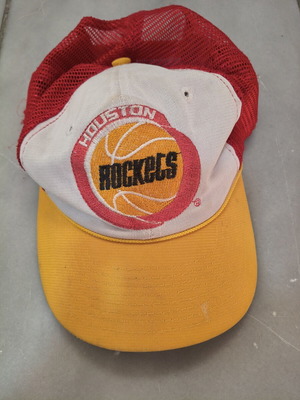 Houston Rockets vintage cap used, red and yellow