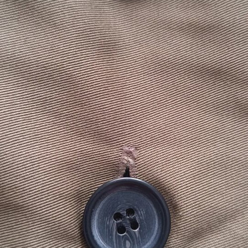 Mini skirt khaki Bershka like new, size small with buttons