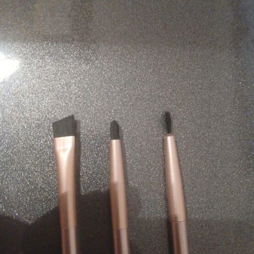 Makeup brushes new