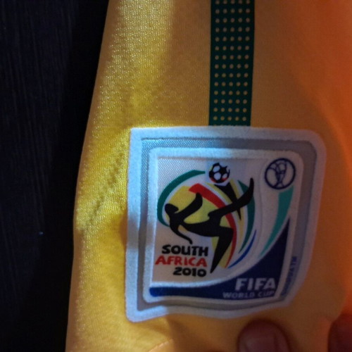 Brazil National Team Jersey Mundial South Africa 2010 size Medium like new