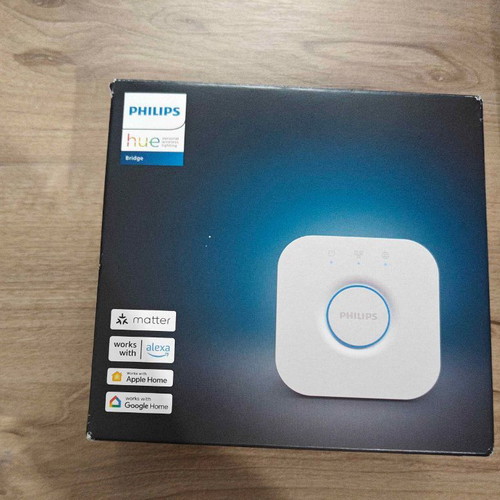 Philips Hue Bridge smart lighting hub