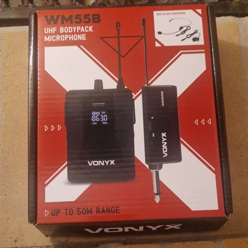 Vonyx WM55B UHF Wireless Microphone Bodypack with Headset and Lavalier