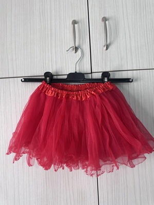 Red children's tutu skirt with tulle, age 4-5