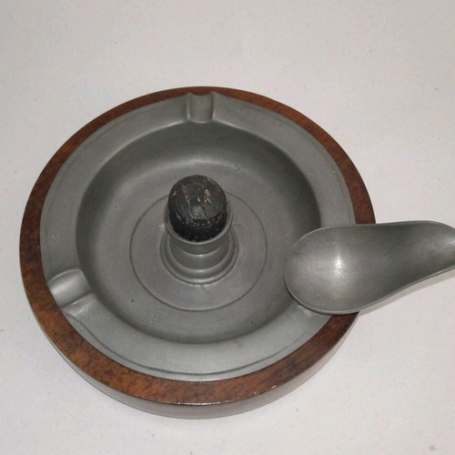 Handmade ashtray for pipe from tin and wood new