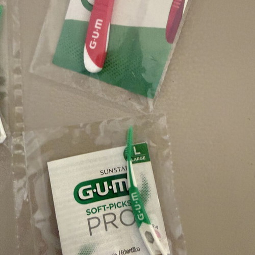 Dental kit με οδοντόκρεμες και προϊόντα καθαρισμού δοντιών καινούργιο
