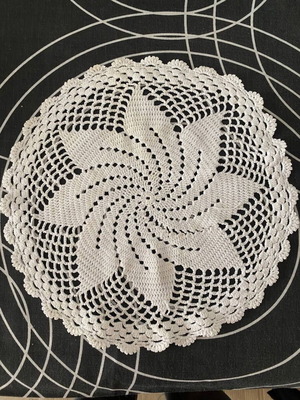Set of 2 handmade crochet doilies white, new, vintage style