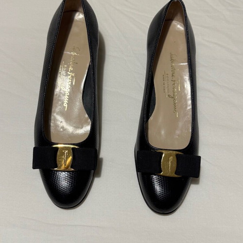 Salvatore Ferragamo Vara Bow pumps size 36.5 black calf Liz leather like new