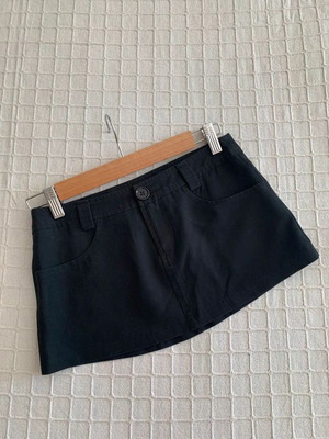 Thesis black skirt XS