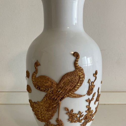 Vintage white opaline vase with embossed gold peacocks, 26 cm