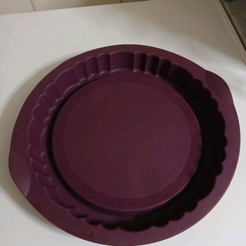 Silicone tart mold like new, regular size