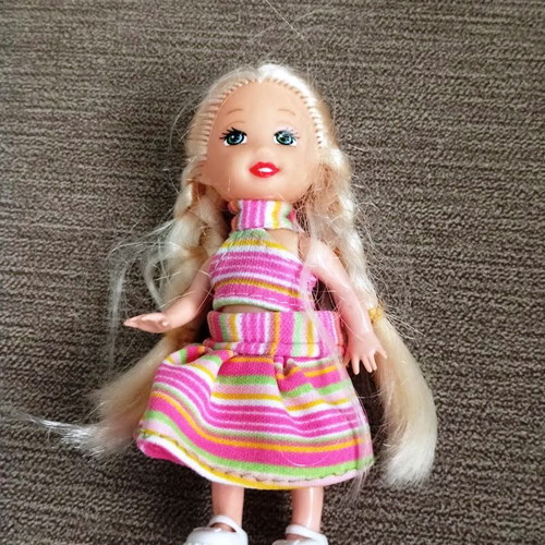 Barbie mini dolls Chelsea and Kelly like new