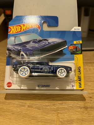 Hot Wheels '67 Camaro new