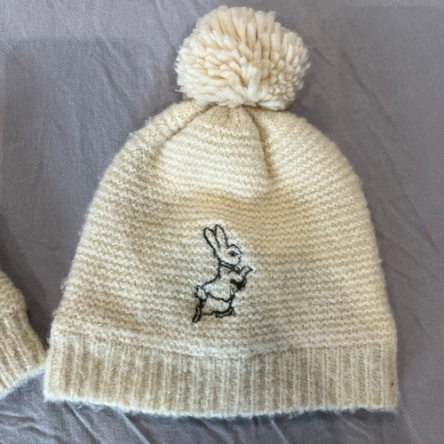 Marks&Spencer hat and gloves set used for 6 months old