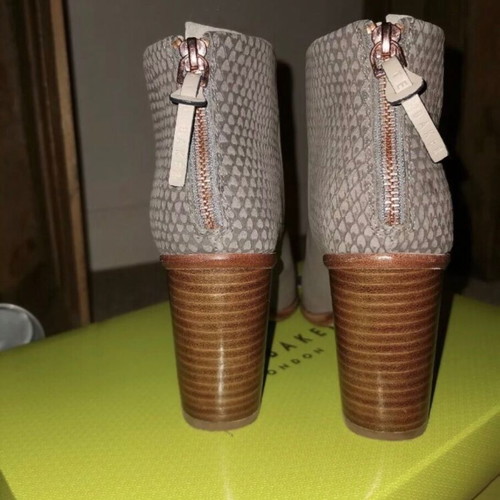 Ted Baker winter boots like new, leather, size 38, beige and gray
