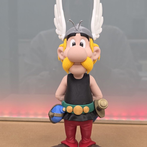 Asterix figure like new, 24 cm tall
