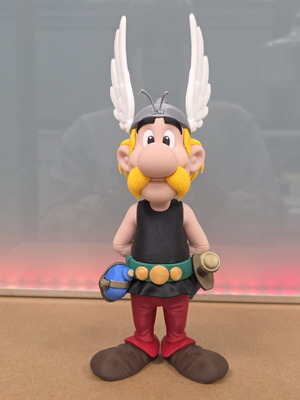 Asterix figure like new, 24 cm tall