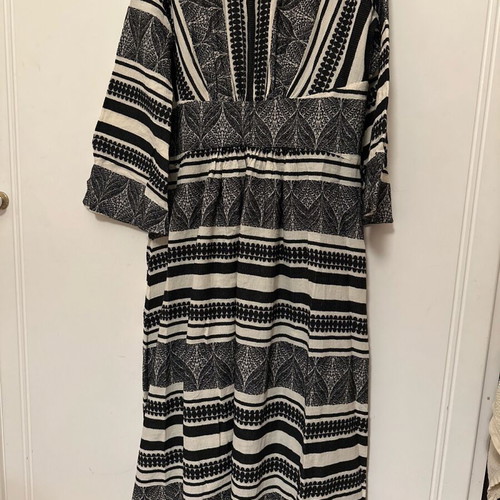 Pearl & Caviar kimono like new, black and white cotton