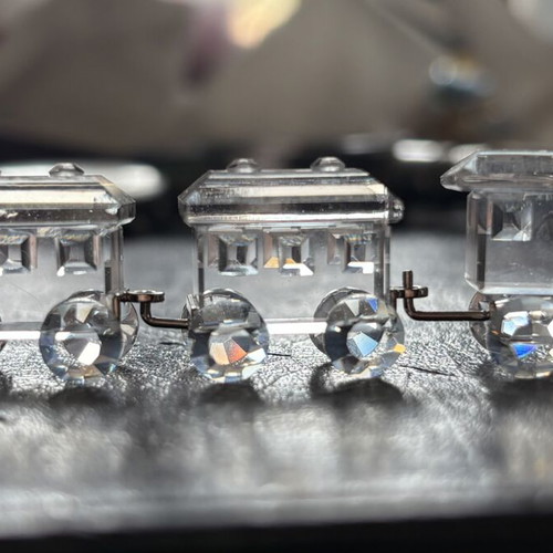 Swarovski vintage train with three carriages, new, with box