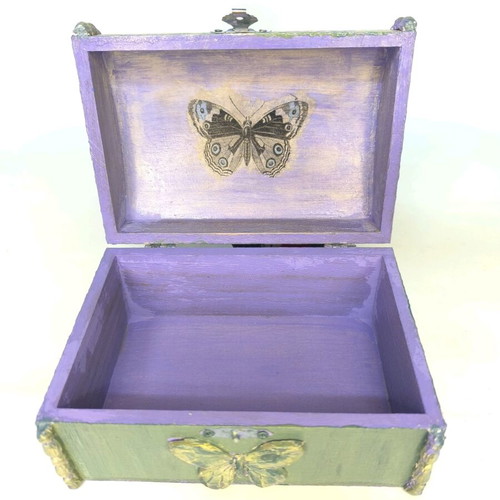 Handmade box with flowers and butterflies new
