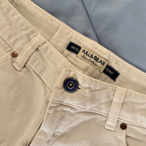 Pull&Bear shorts size 32 like new, cream