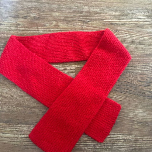Children's scarf used, red