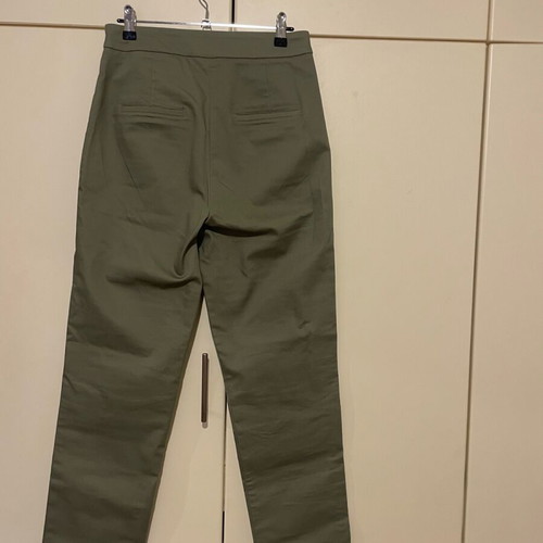Jean-type pants new, khaki color, Paranoia size M