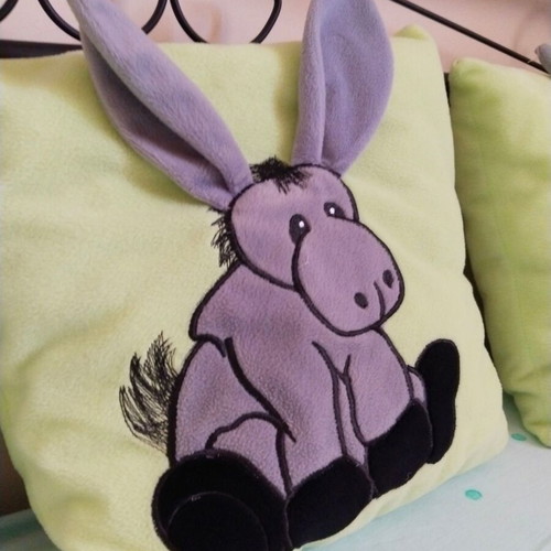 Children's decorative pillows price 13 euros