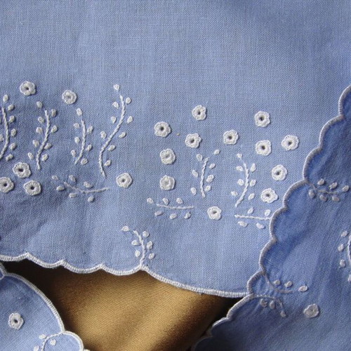 Vintage Linen Embroidery Set Table Runner with Two Napkins Thalassaki New
