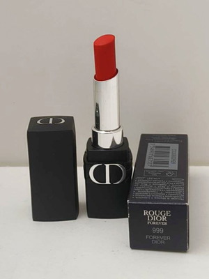 Rouge Dior Forever κραγιόν 999 Forever Dior ματ, σαν καινούργιο