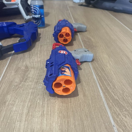 Nerf X-Shot set like new, 5 blasters with darts and accessories