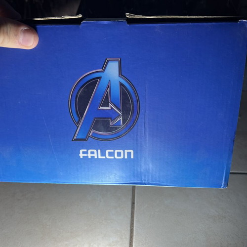 Iron Studios Falcon 1/10 Figure new, authentic