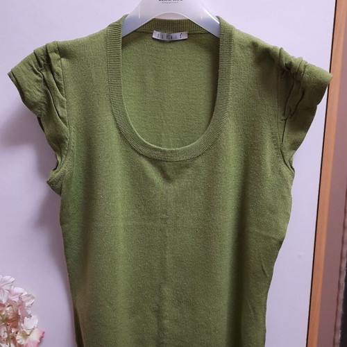 Esthis women's blouse with pleated sleeves, 100% merino wool, like new
